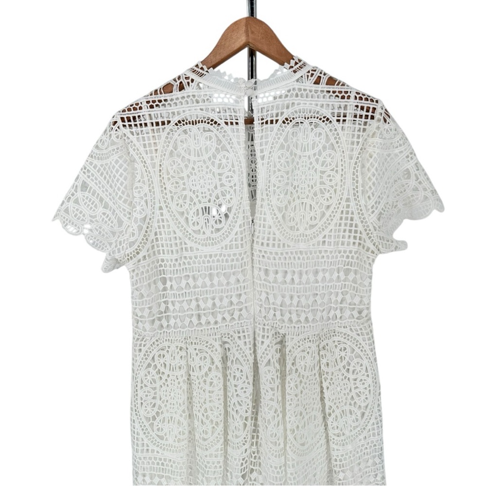 Olivia Culpo x Le Tote White Medallion Lace High Neck Midi Dress size Large - Picture 7 of 13